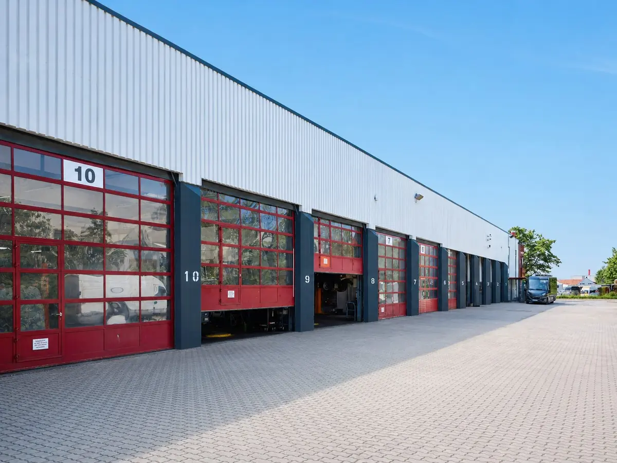 Feldkirchen: workshop bays.