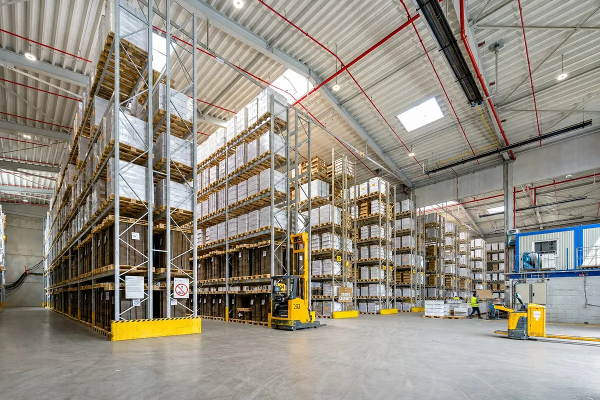 Mannheim: warehouse operations.